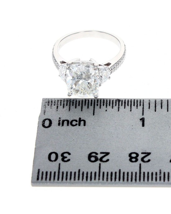 Cushion Cut Diamond Solitaire Ring in Platinum